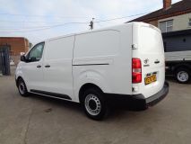 Toyota ProAce 2.0D Icon Long Panel Van LWB Euro 6 (s/s) 6dr - 2054 - 6