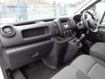Renault Trafic 2.0 dCi ENERGY 30 Business+ LWB High Roof Euro 6 (s/s) 5dr - 2066 - 23