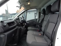 Renault Trafic 2.0 dCi ENERGY 30 Business+ LWB High Roof Euro 6 (s/s) 5dr - 2066 - 20