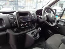 Renault Trafic 2.0 dCi ENERGY 30 Business+ LWB High Roof Euro 6 (s/s) 5dr - 2066 - 24