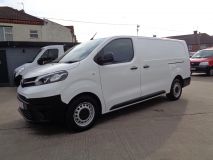 Toyota ProAce 2.0D Icon Long Panel Van LWB Euro 6 (s/s) 6dr - 2054 - 4